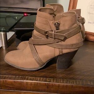 Brown bootie